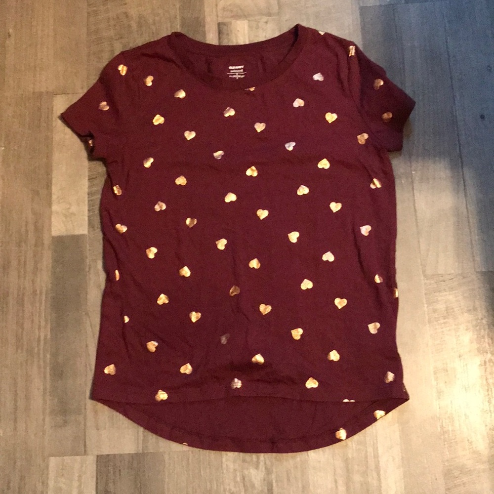 Old Navy girls gold heart t-shirt.